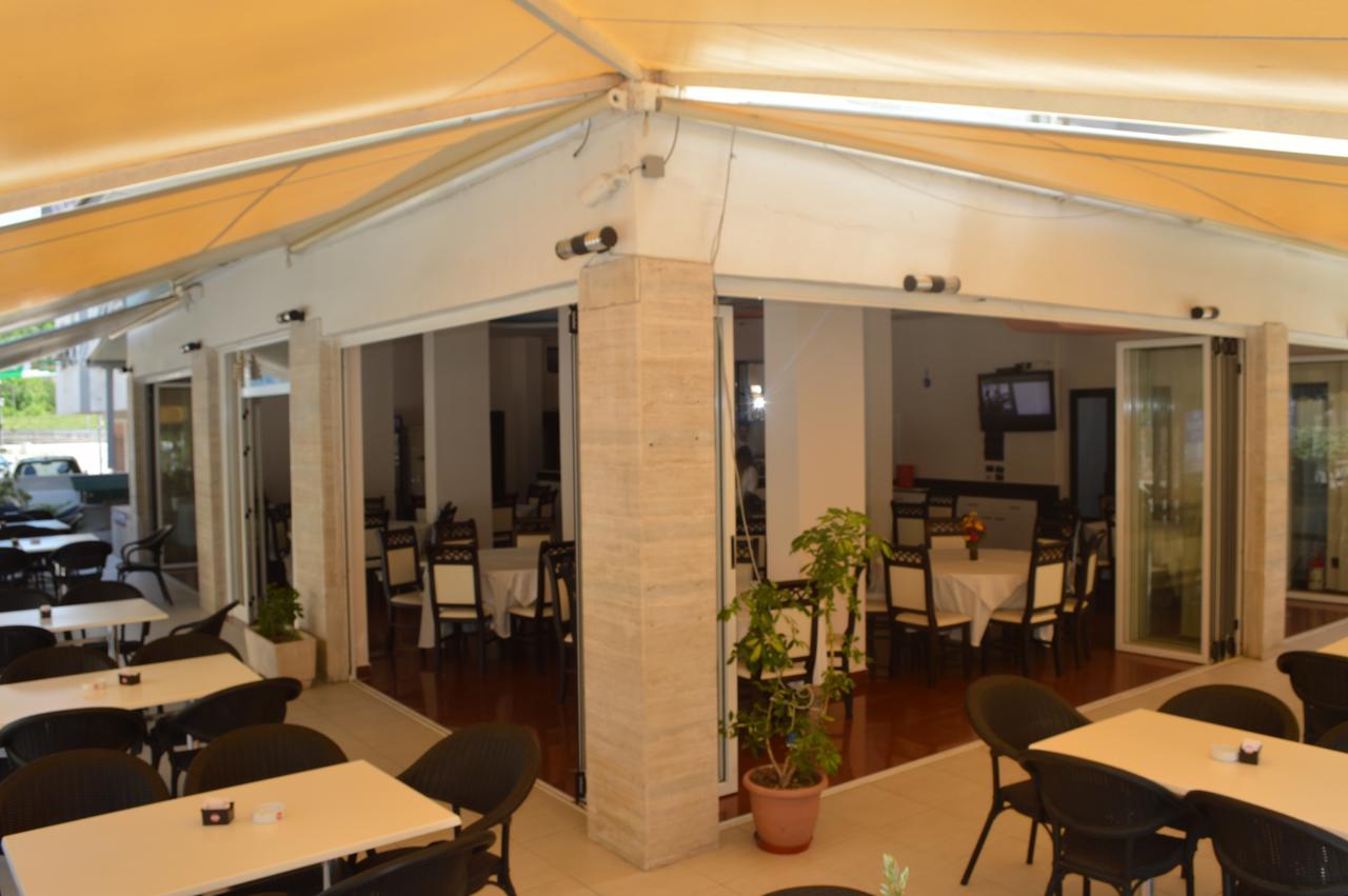 Hotel Riviera Durrës Exterior foto