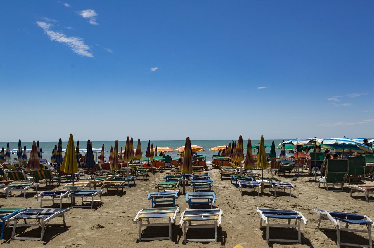 Hotel Riviera Durrës Exterior foto
